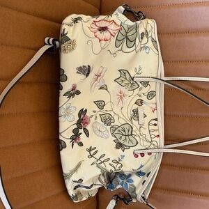 Floral Gucci x Kris Knight collab Cream Tote Shoulder Bag
